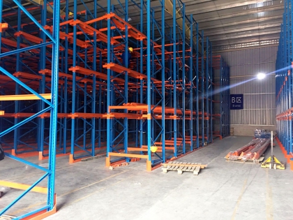 倉(cāng)庫(kù)貨架