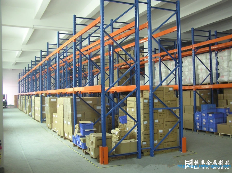HZ-790型橫梁式貨架    重型高層倉庫貨架應(yīng)用案例