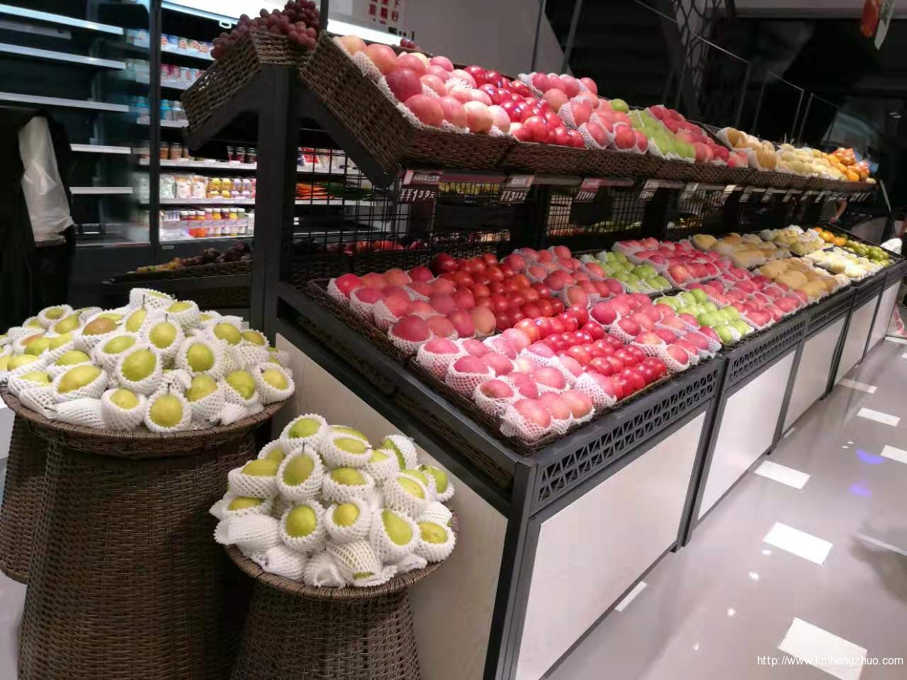 仿藤樹(shù)脂藤框應(yīng)用案例